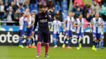 Leo Messi, cabizbajo en Riazor