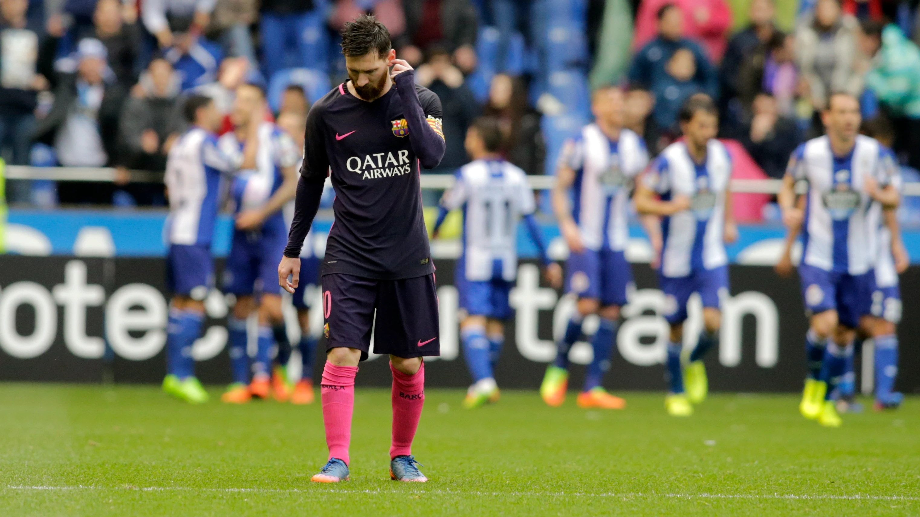 Leo Messi, cabizbajo en Riazor