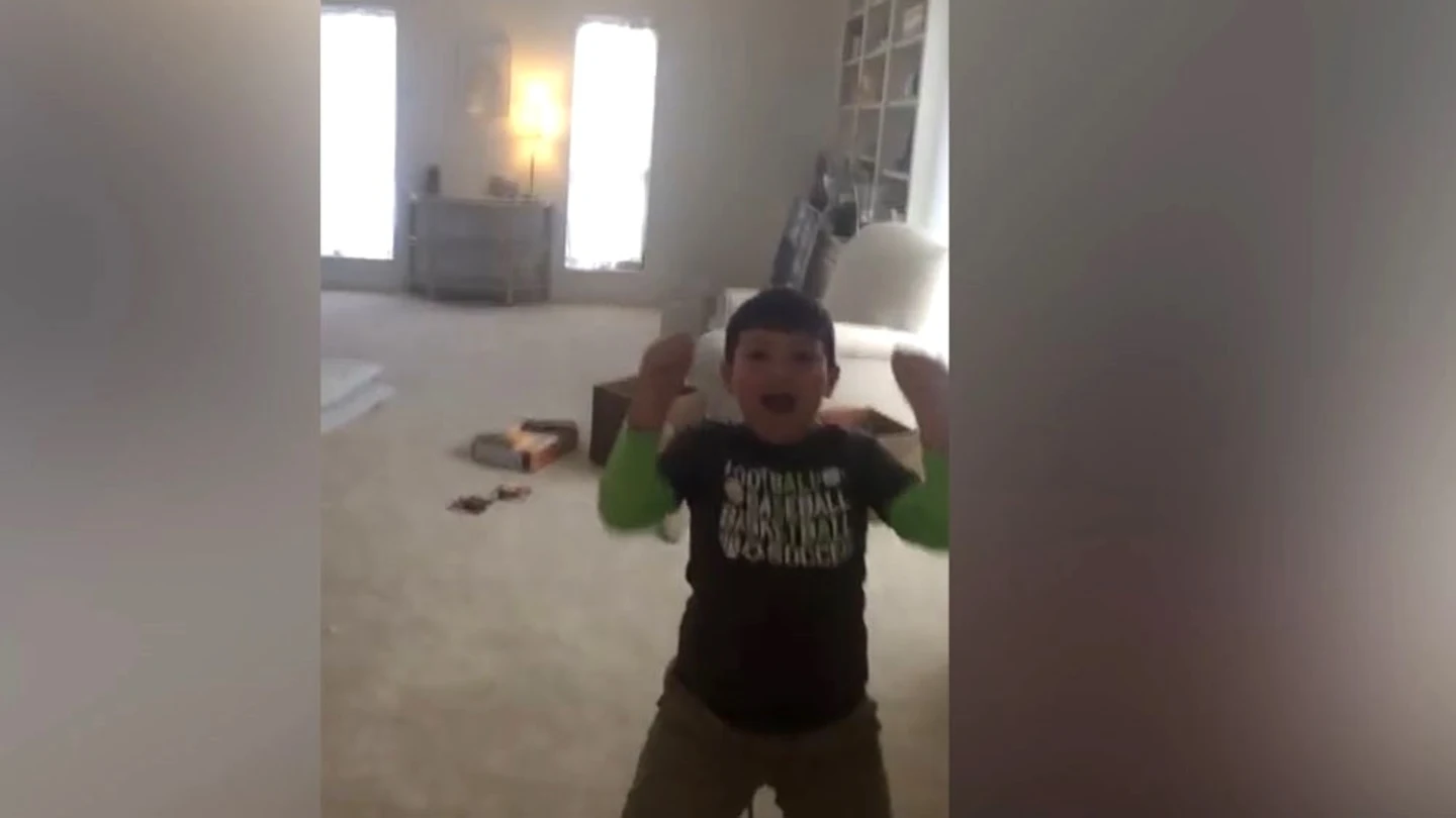 Reacción de un niño al saber que no tiene cáncer Reacción de un niño al saber que no tiene cáncer