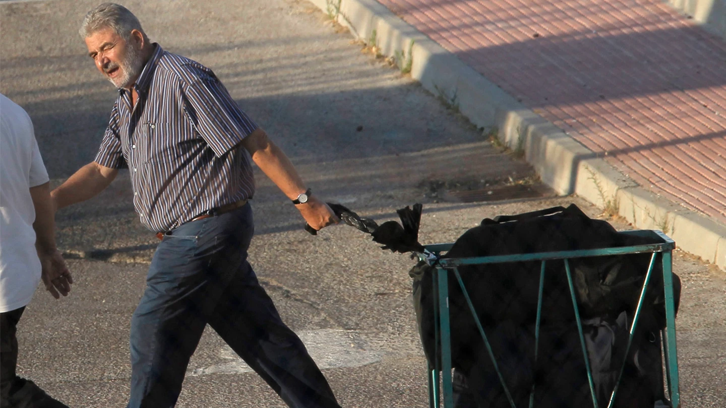 El narcotraficante Laureano Oubiña en una imagen de archivo cuando abandonó la prisión en 2012 El narcotraficante Laureano Oubiña en una imagen de archivo cuando abandonó la prisión en 2012