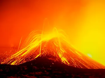 El Etna en erupción en 2001 El Etna en erupción en 2001