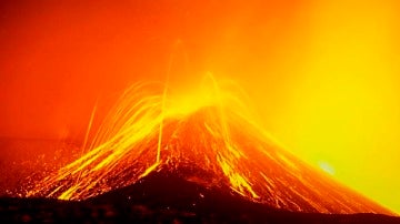 El Etna en erupción en 2001