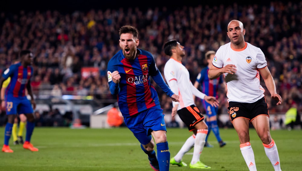 Leo Messi celebrando un gol frente al Valencia