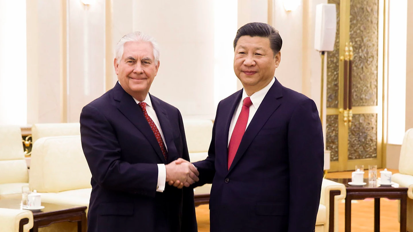 Rex Tillerson y Xi Jinping Rex Tillerson y Xi Jinping