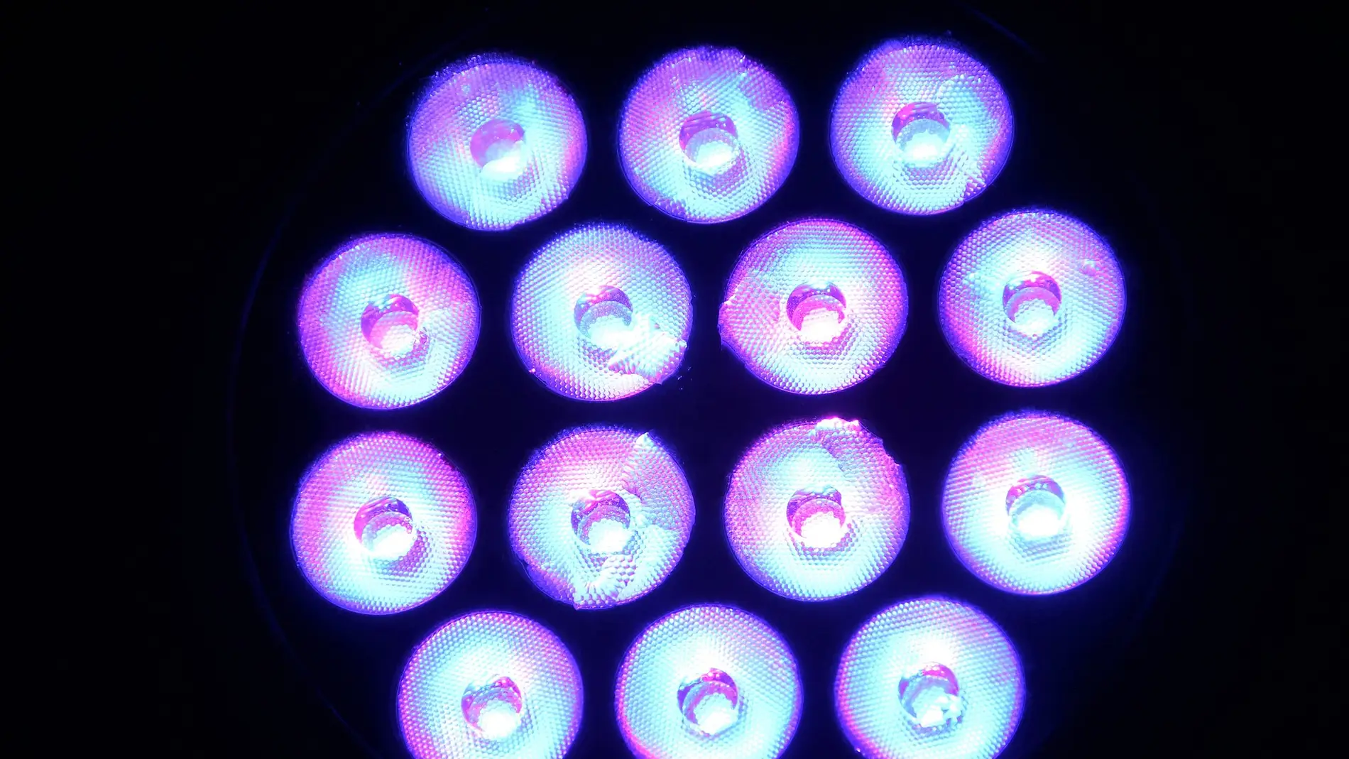Diodos LED morados