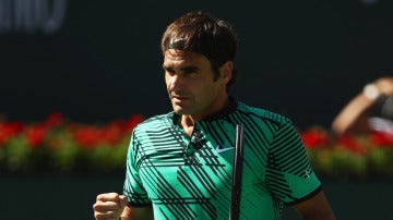 Federer celebra un punto en la final ante Wawrinka