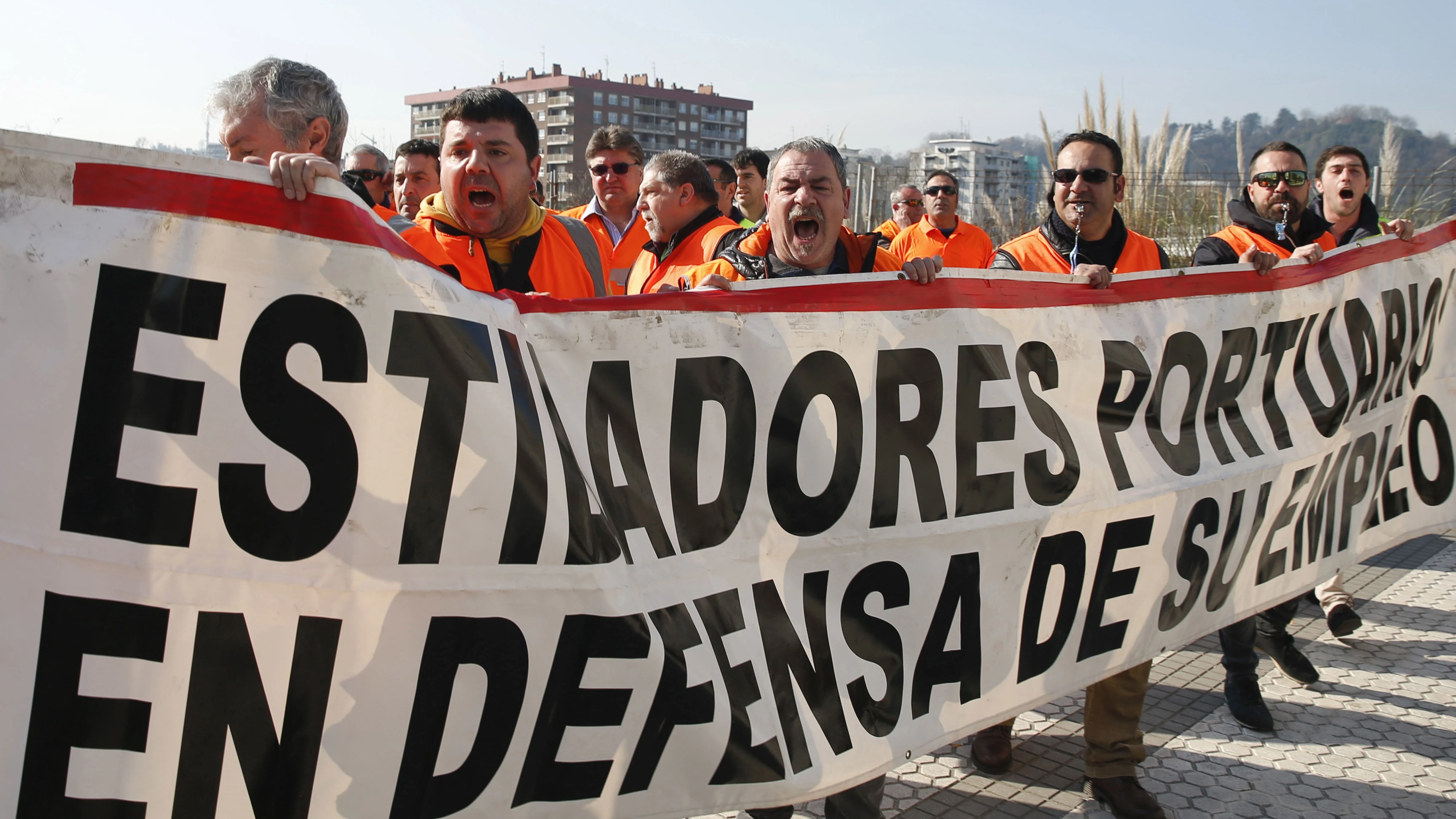 Los estibadores, en un momento de su manifestación.