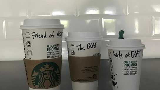 El 'troleo' de un dependiente de Starbucks a Michael Phelps El 'troleo' de un dependiente de Starbucks a Michael Phelps