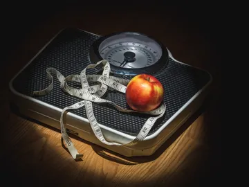 El estrés a largo plazo aumenta los niveles de cortisol, hormona que te engorda El estrés a largo plazo aumenta los niveles de cortisol, hormona que te engorda