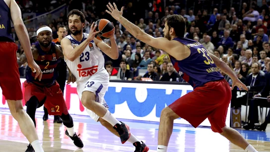 Llull conduce el ataque del Madrid en el Clásico Llull conduce el ataque del Madrid en el Clásico