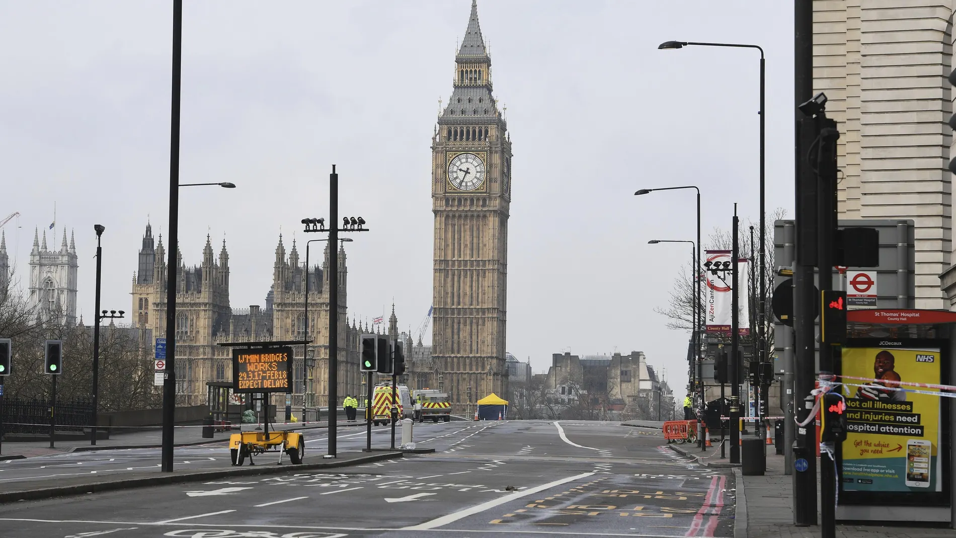 Vista general del Parlamento británico en Londres tras el ataque