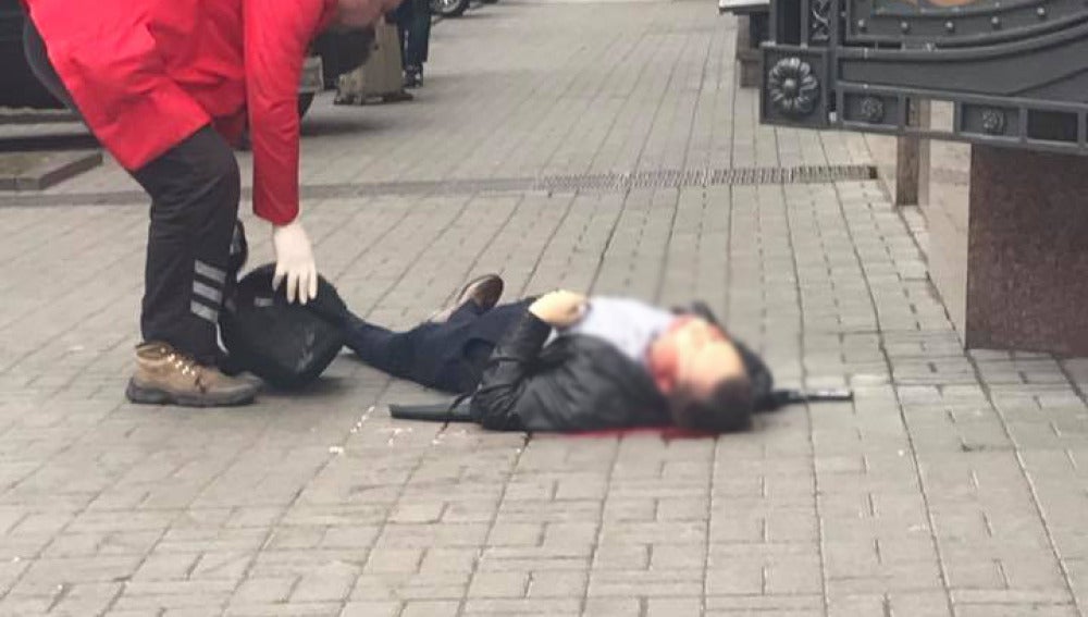 Matan a tiros a exdiputado ruso en el centro de Kiev