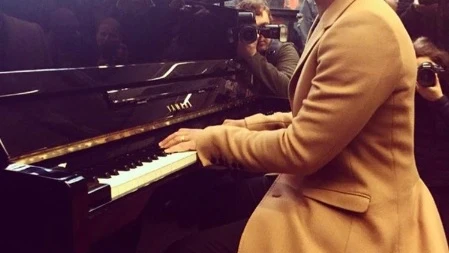 John Legend en el metro de Londres John Legend en el metro de Londres