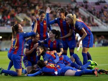 El Barcelona celebra su pase a semifinales de la Champions El Barcelona celebra su pase a semifinales de la Champions
