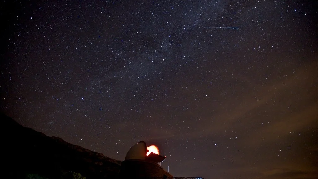 Hallan una estrella binaria con el periodo orbital más largo conocido