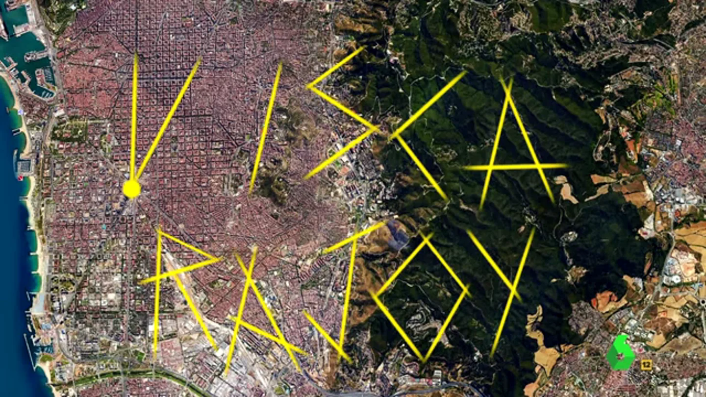 Frame 227.158783 de: Cataluña, tras la lluvia de millones de Rajoy: una cadena humana escribe 'Visca Rajoy' para celebrar el fin 'procés' Frame 227.158783 de: Cataluña, tras la lluvia de millones de Rajoy: una cadena humana escribe 'Visca Rajoy' para celebrar el fin 'procés'