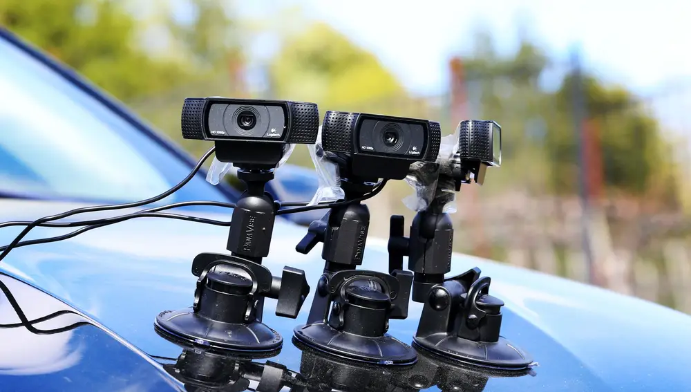 Las cámaras baratas que utiliza AutoX en sus vehículos