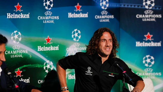 Carles Puyol, en un acto promocional en Bogotá Carles Puyol, en un acto promocional en Bogotá