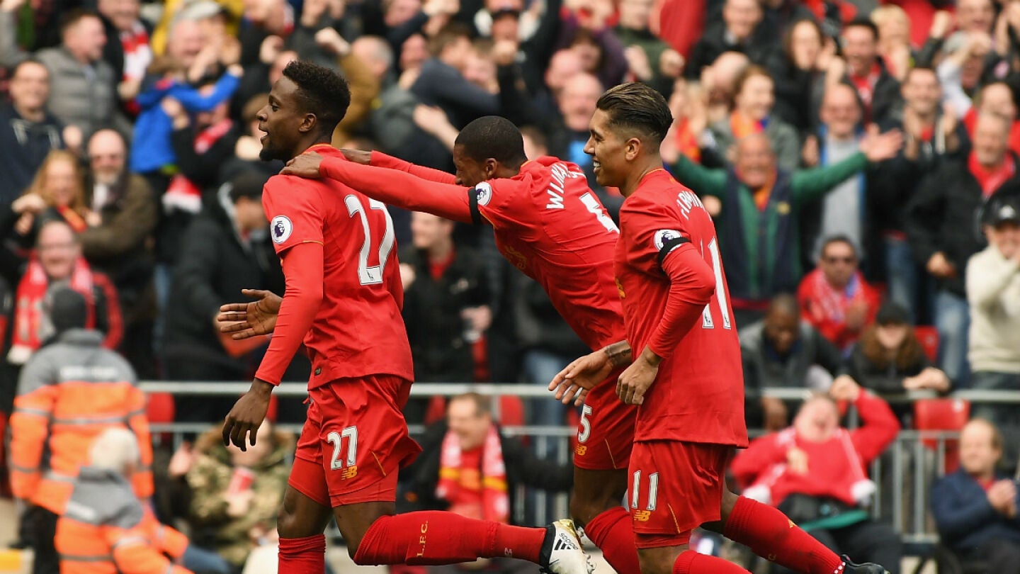 Origi celebra un gol con el Liverpool