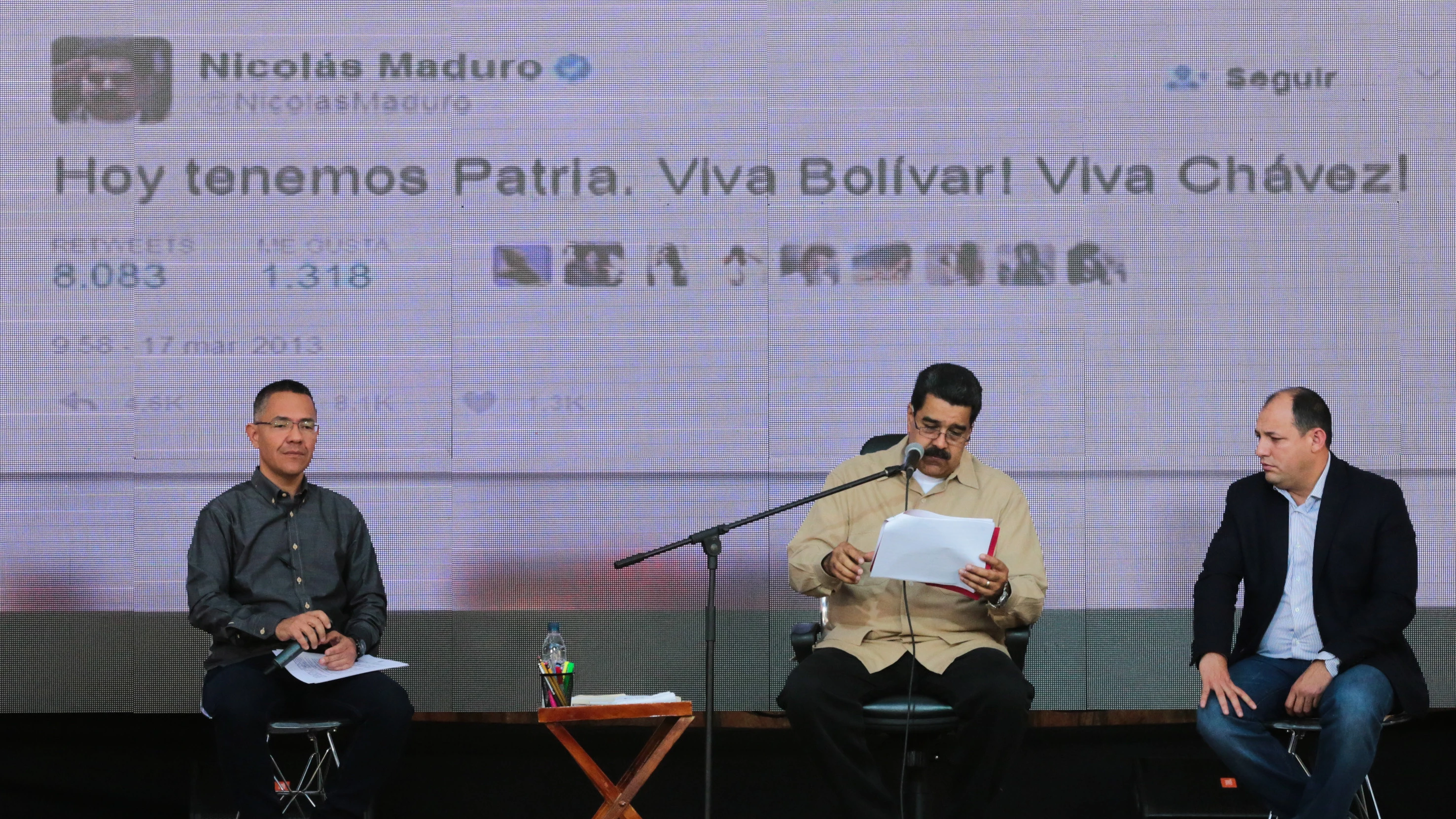 Nicolás Maduro, hablando durante un acto con simpatizantes transmitido por la televisión estatal VTV