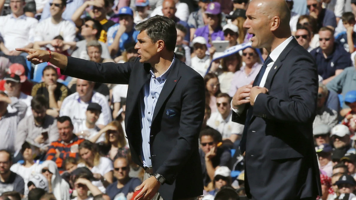 Zidane, junto a Pellegrino