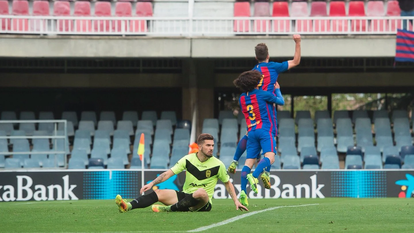 El filial celebra uno de los goles al Eldense El filial celebra uno de los goles al Eldense