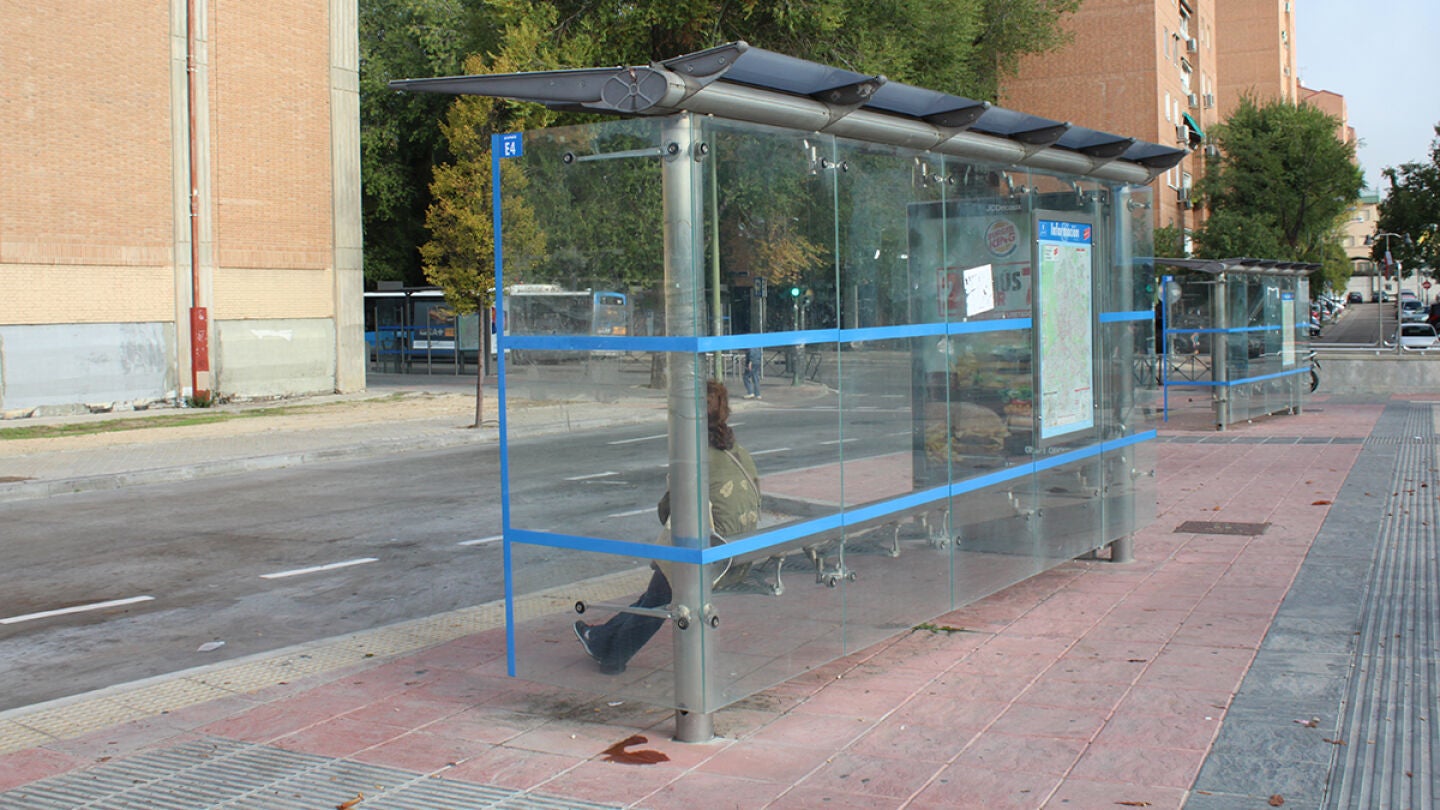 Marquesina de autob&uacute;s (Archivo)