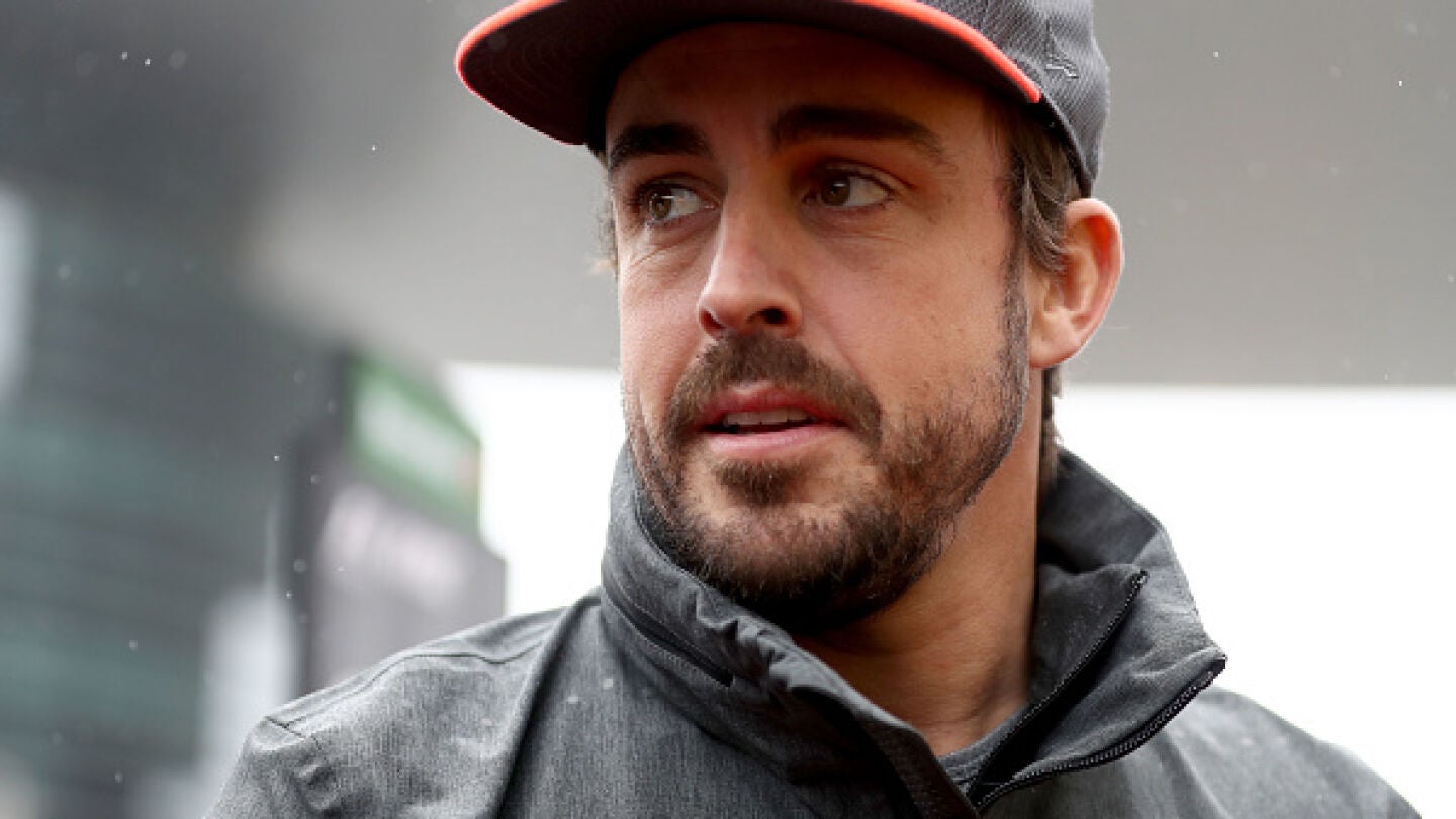 Alonso explota contra su equipo