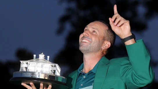 Sergio García celebra su triunfo en el Masters de Augusta Sergio García celebra su triunfo en el Masters de Augusta