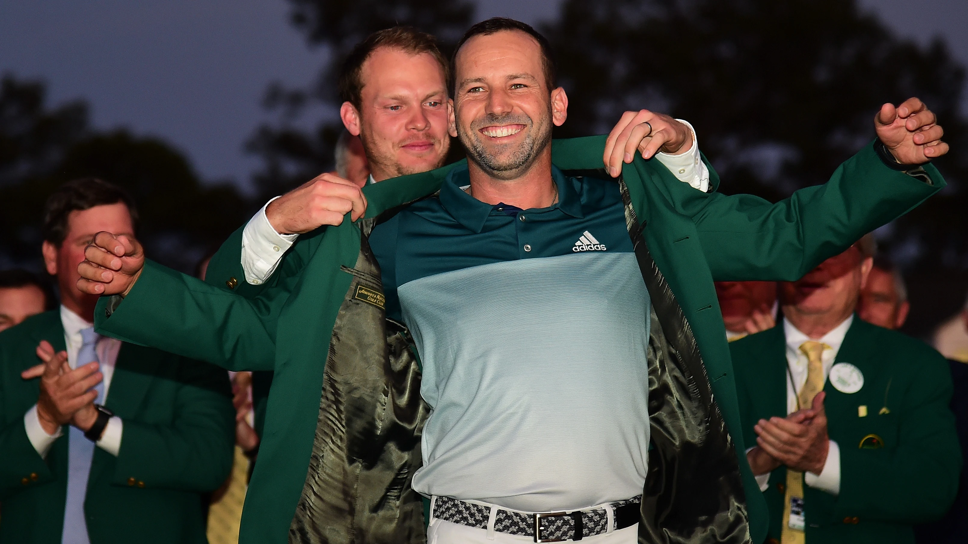 Sergio García se enfunda la 'chaqueta verde' como campeón del Masters de Augusta