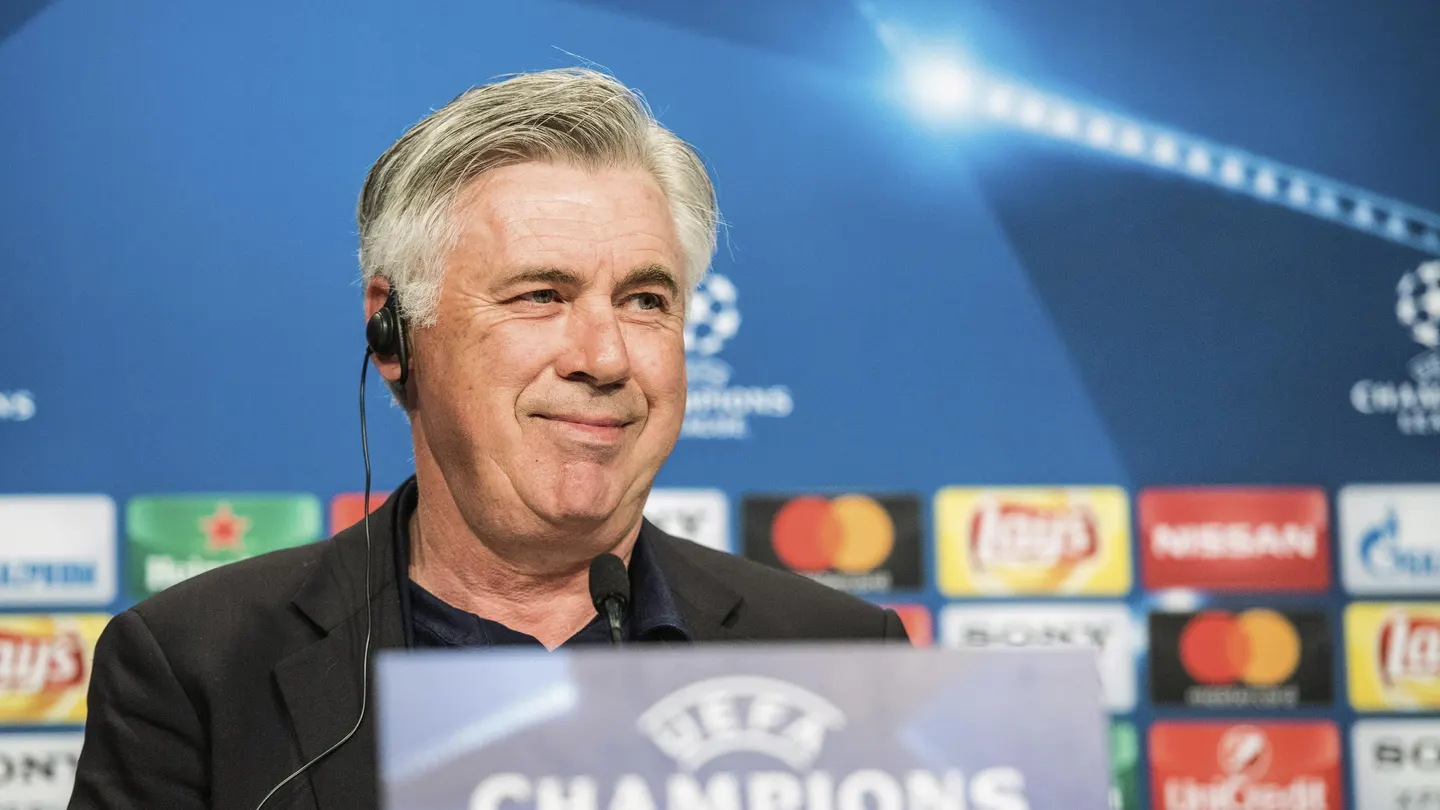 Carlo Ancelotti durante la rueda de prensa Carlo Ancelotti durante la rueda de prensa