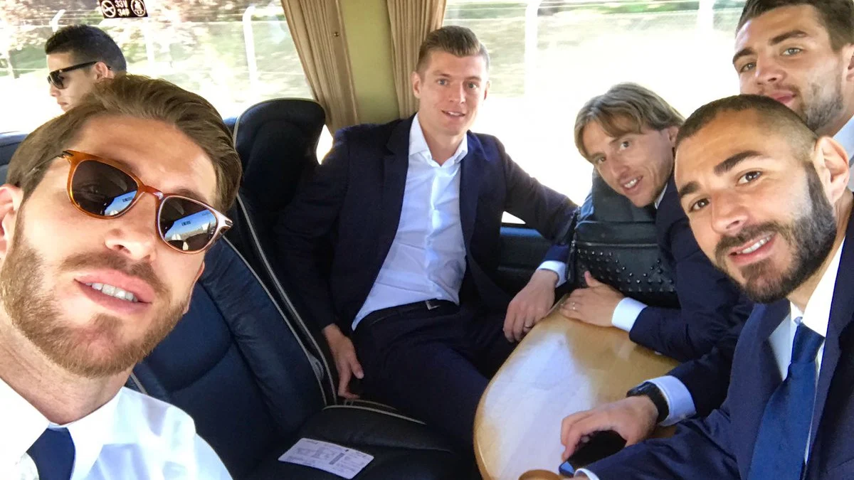 Jugadores del Real Madrid viajando a Múnich Jugadores del Real Madrid viajando a Múnich