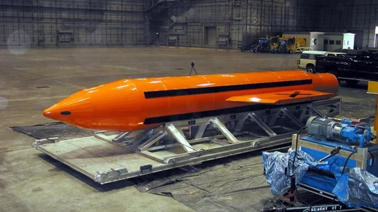 La GBU-43/B Massive Ordnance Air Blast Bomb (MOAB) La GBU-43/B Massive Ordnance Air Blast Bomb (MOAB)