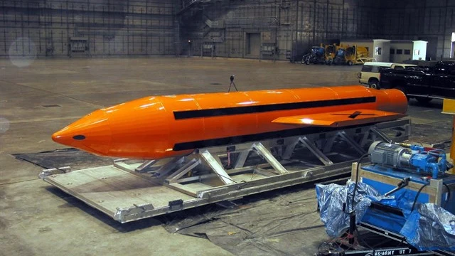 La GBU-43/B Massive Ordnance Air Blast Bomb (MOAB)