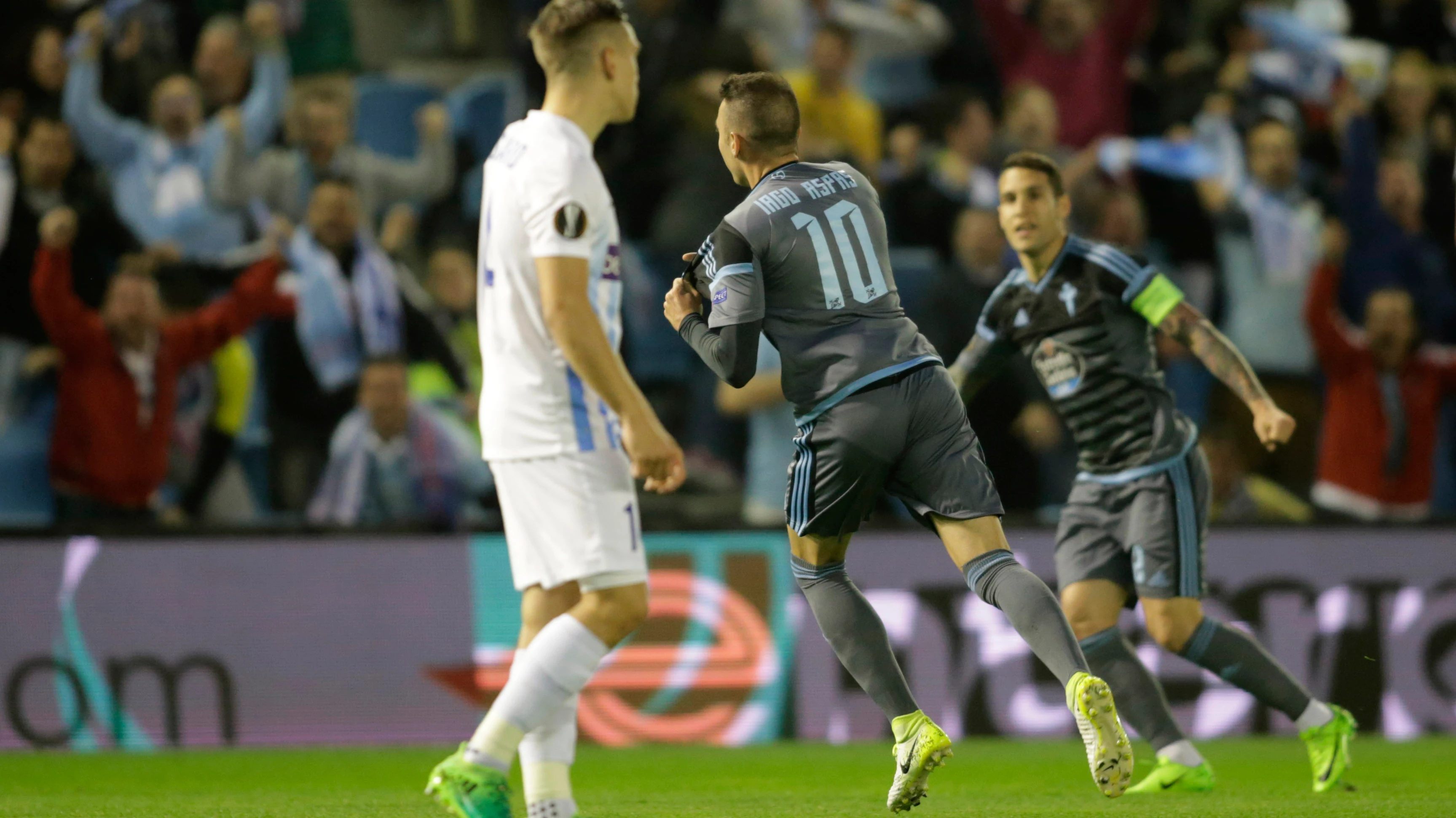 Iago Aspas celebra el segundo gol del Celta ante el Genk Iago Aspas celebra el segundo gol del Celta ante el Genk