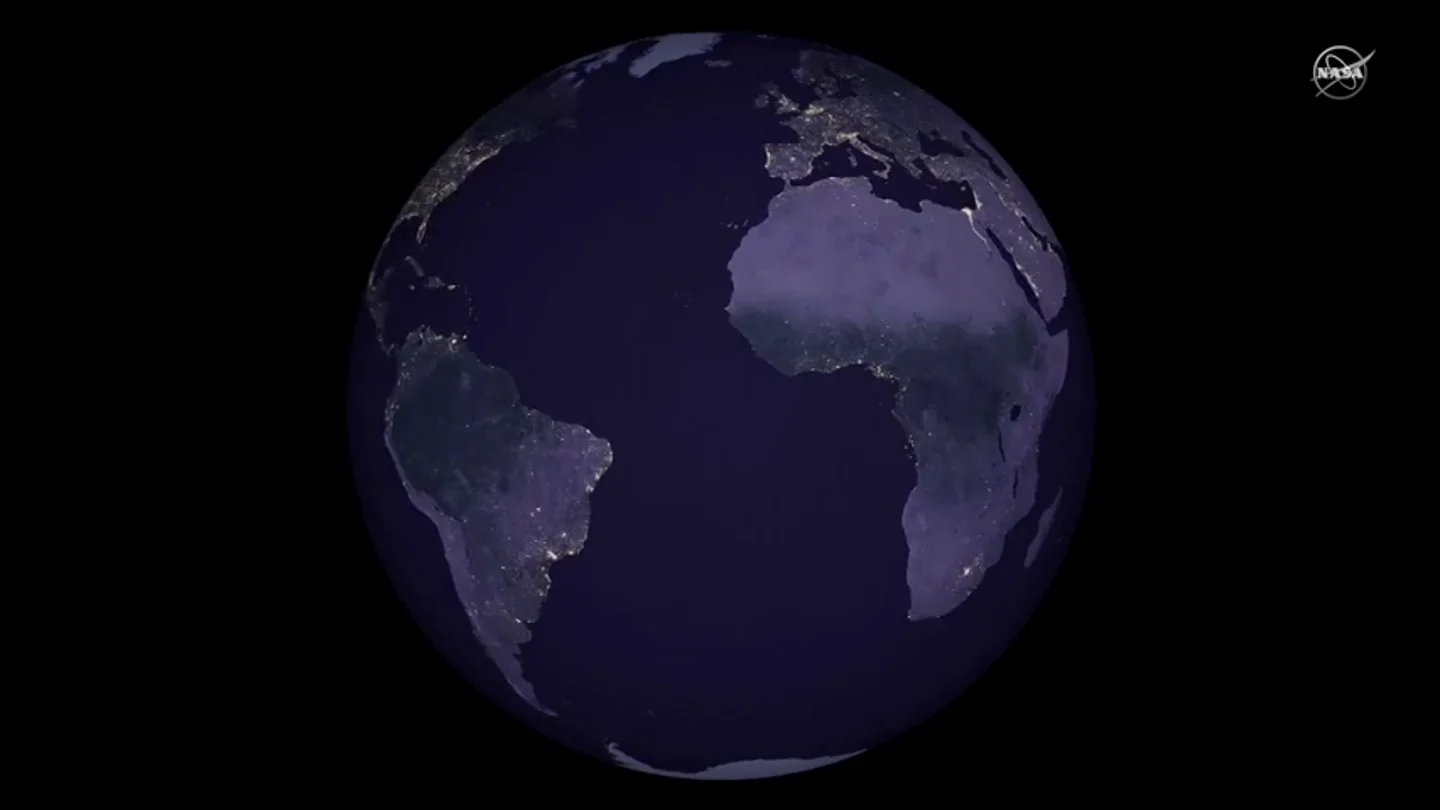 Frame 4.622061 de: La actividad noctura de los humanos, vista desde el espacio: las espectaculares imágenes que deja la NASA en su nuevo mapa Frame 4.622061 de: La actividad noctura de los humanos, vista desde el espacio: las espectaculares imágenes que deja la NASA en su nuevo mapa