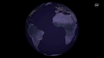 Frame 4.622061 de: La actividad noctura de los humanos, vista desde el espacio: las espectaculares imágenes que deja la NASA en su nuevo mapa