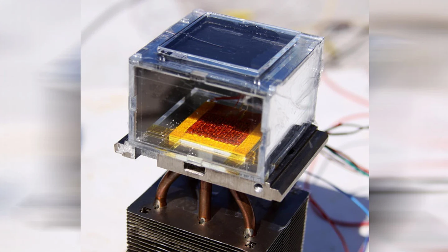 Prototipo de la cosechadora solar Prototipo de la cosechadora solar