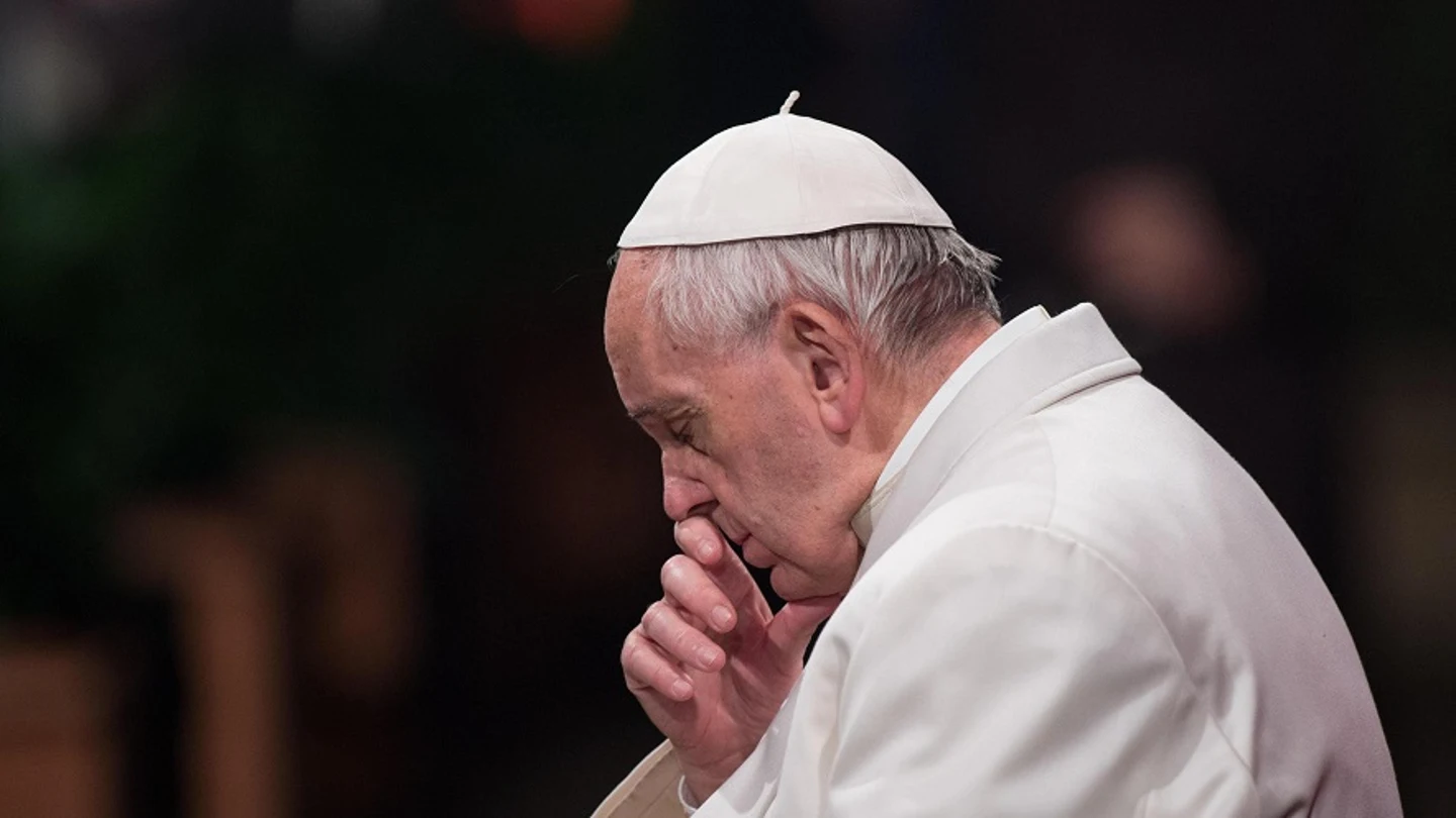 El Papa clama "vergüenza" en el Via Crucis por la sangre inocente que es derramada de mujeres, niños y migrantes El Papa clama "vergüenza" en el Via Crucis por la sangre inocente que es derramada de mujeres, niños y migrantes