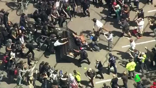 Batalla campal en la ciudad de Berkeley Batalla campal en la ciudad de Berkeley