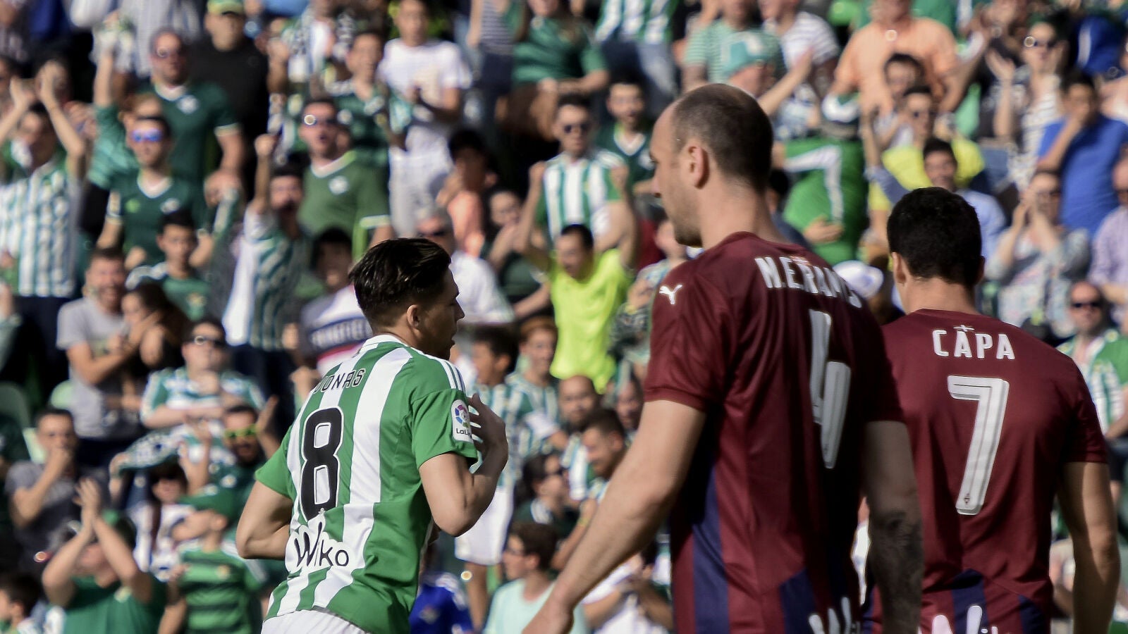 Jonas Martin celebra su gol ante el Betis