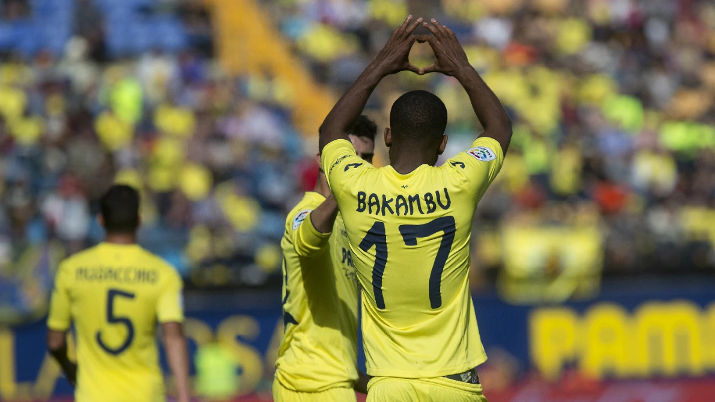 Bakambu celebra un gol Bakambu celebra un gol