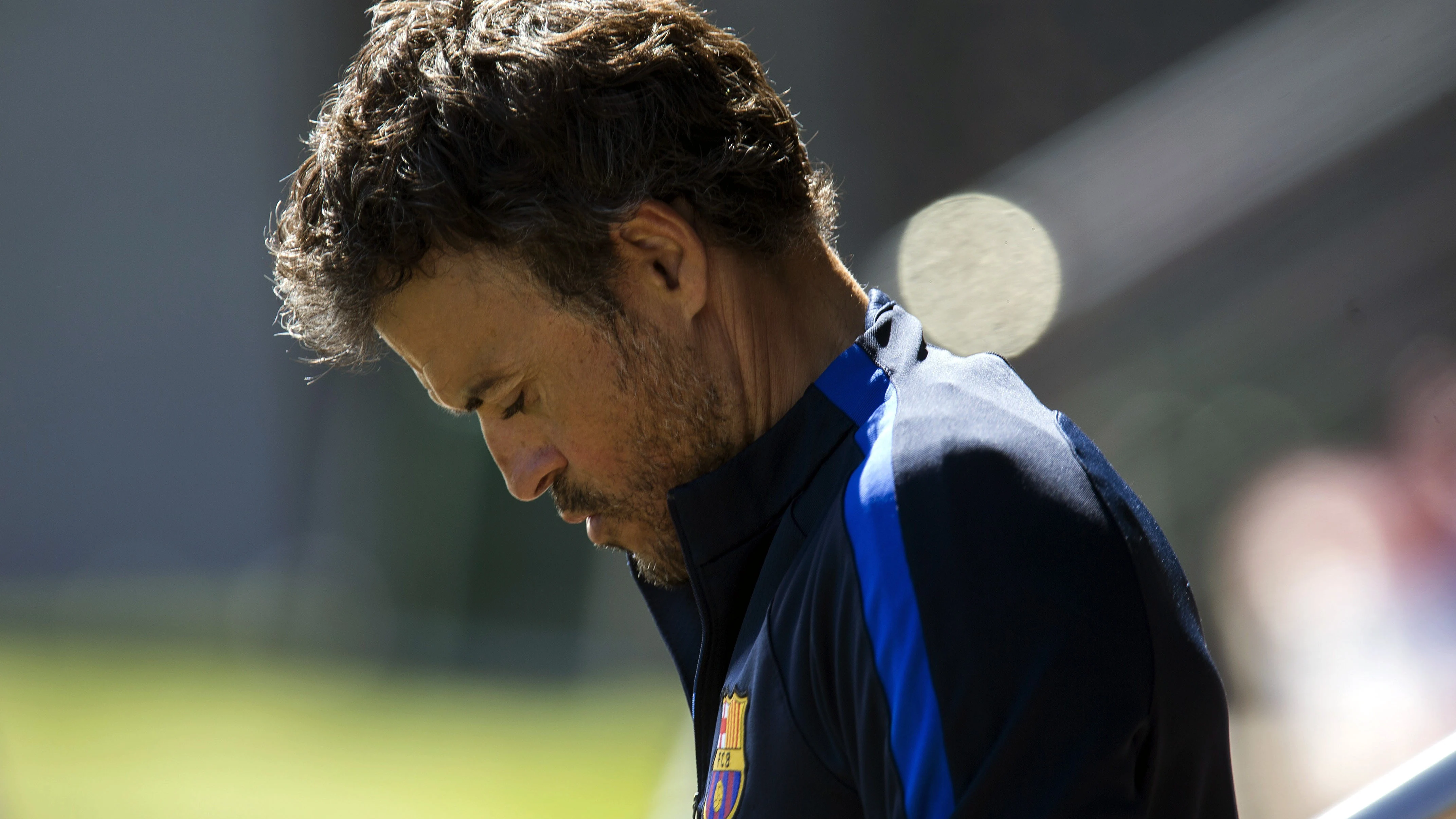 Luis Enrique, durante el entrenamiento del Barcelona previo al Clásico