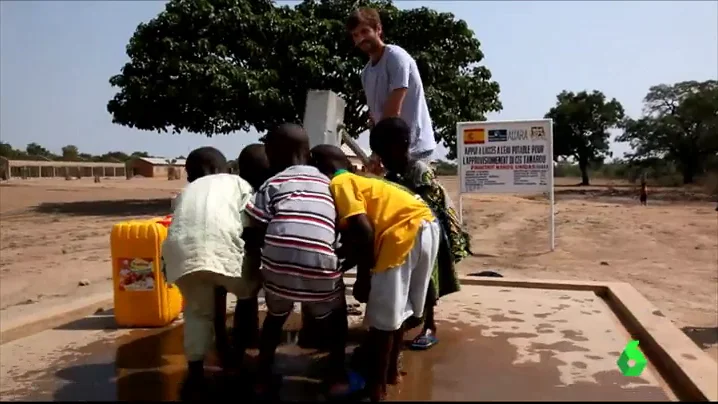 Niños de los lugares beneficiados por la empresa Auara