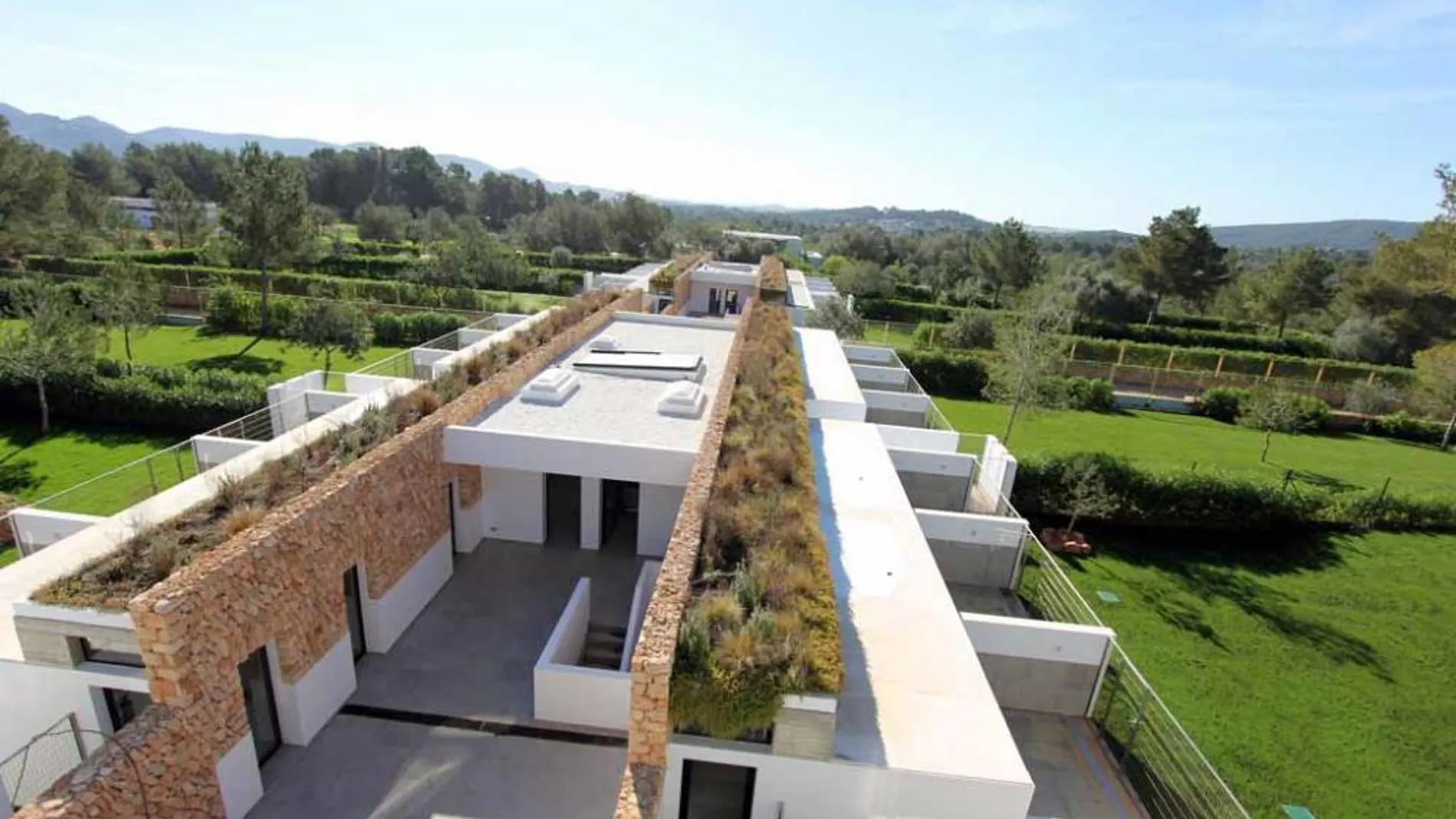 Centro de acogida de lujo en Ibiza financiado por Gigi Oeri
