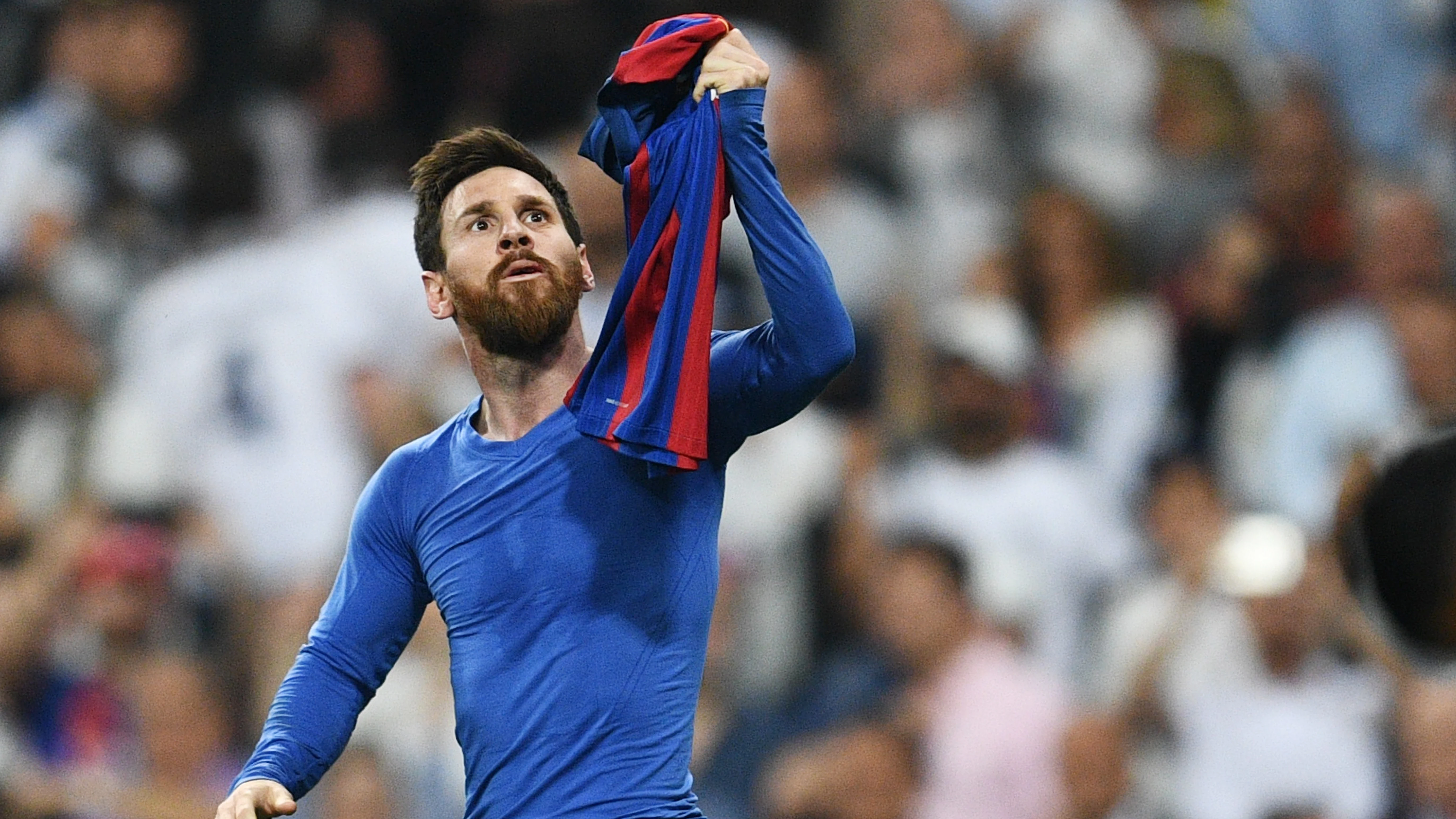 Leo Messi celebra su gol 500 con la camiseta del Barcelona