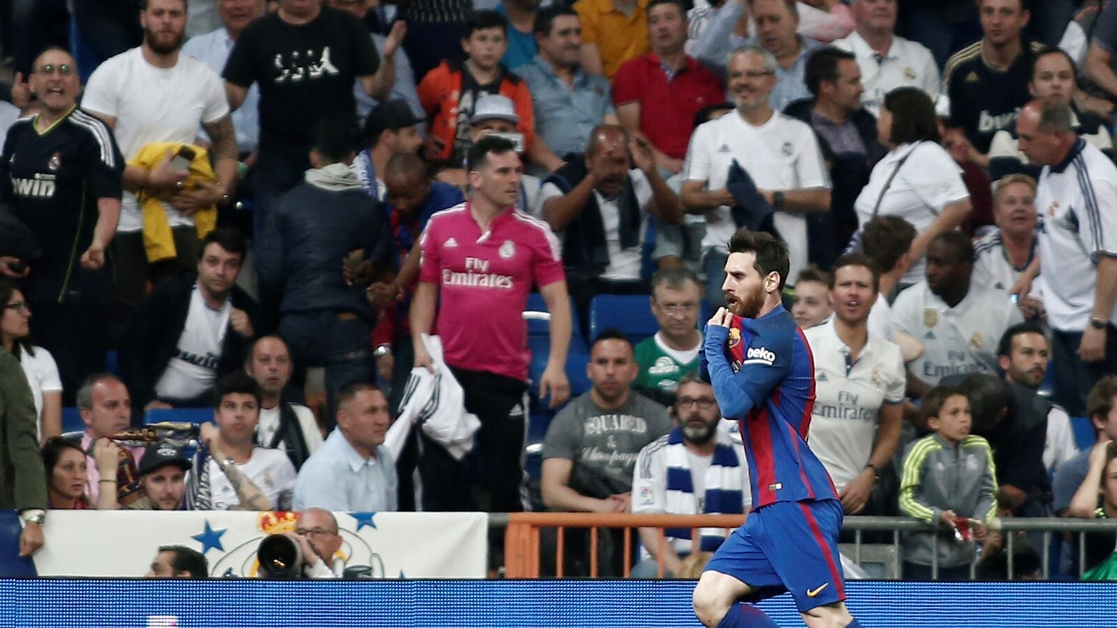 Leo Messi celebrando su gol frente al Real Madrid