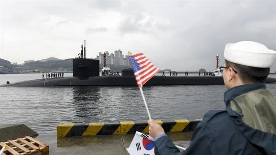 El submarino USS Michigan en Corea del Sur El submarino USS Michigan en Corea del Sur