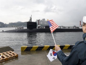 El submarino USS Michigan en Corea del Sur El submarino USS Michigan en Corea del Sur