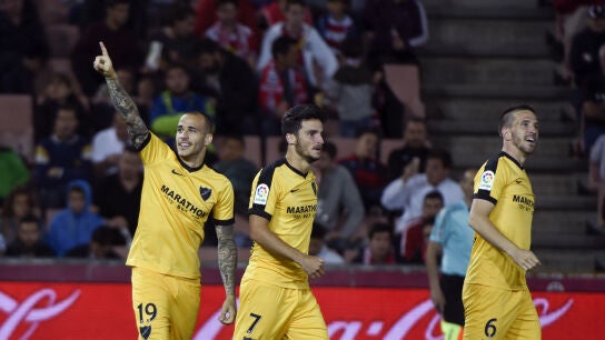 Sandro celebrando uno de sus goles